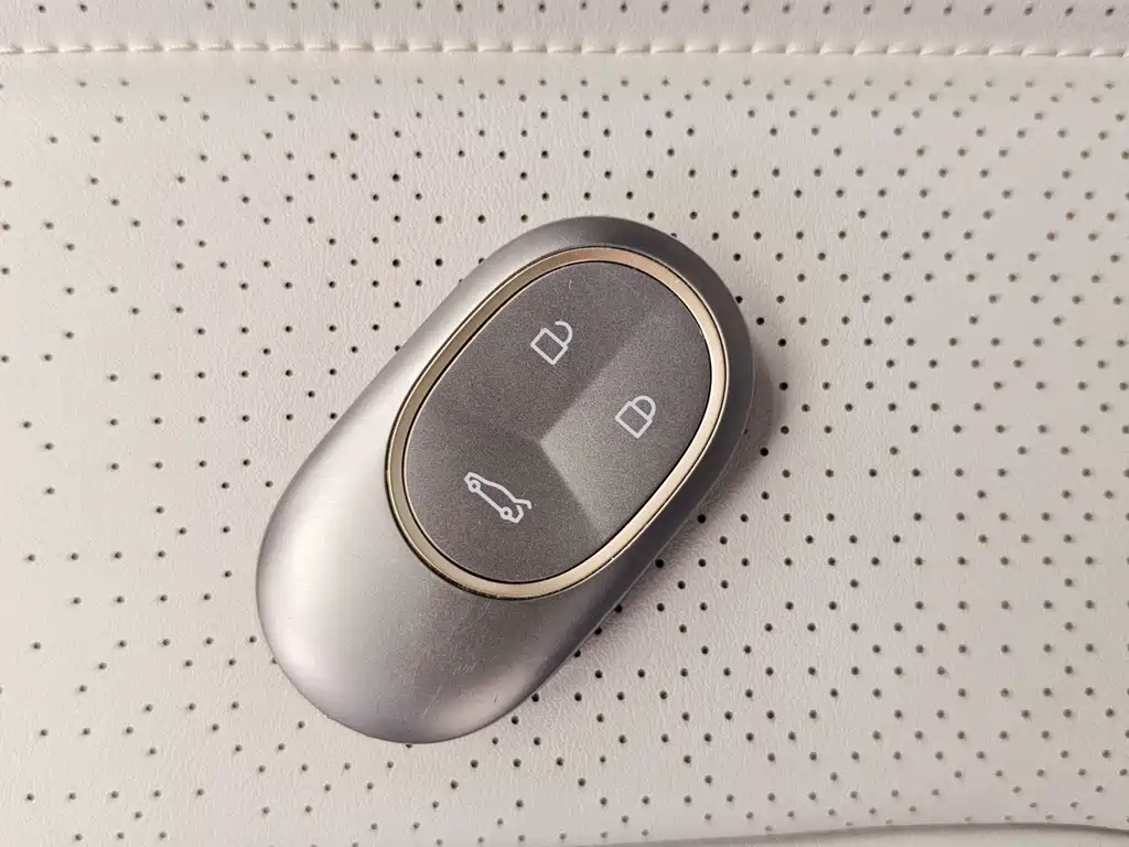 NIO ET5T — миниатюра 18