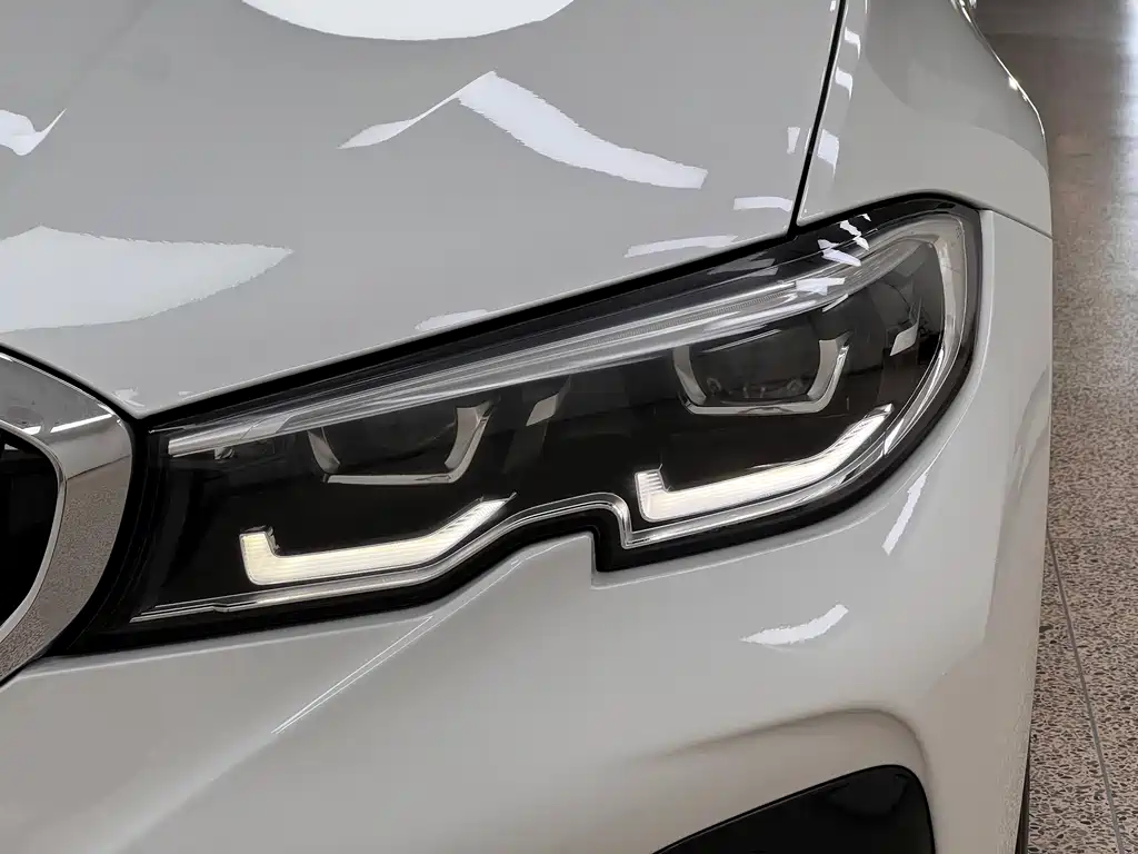 BMW 3 Series — миниатюра 11