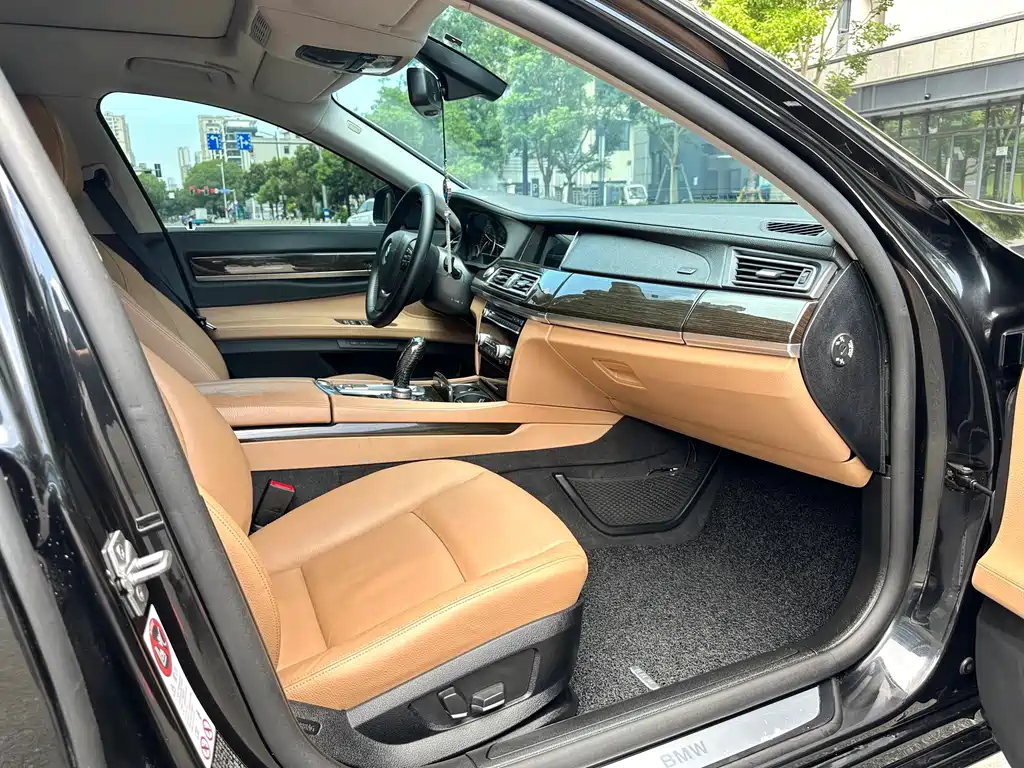 BMW 7 Series 7 2011 730Li Elegant