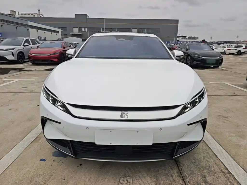 BYD Han — миниатюра 3