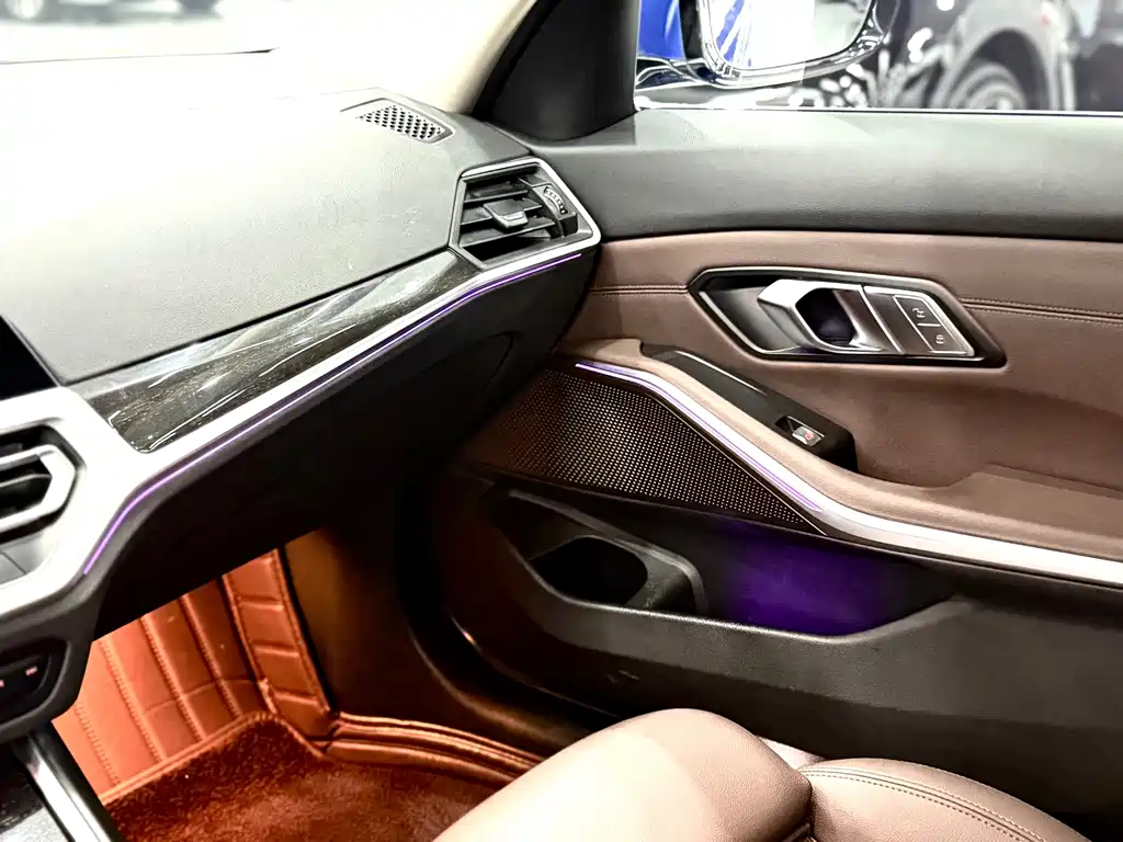 BMW 3 Series — миниатюра 16