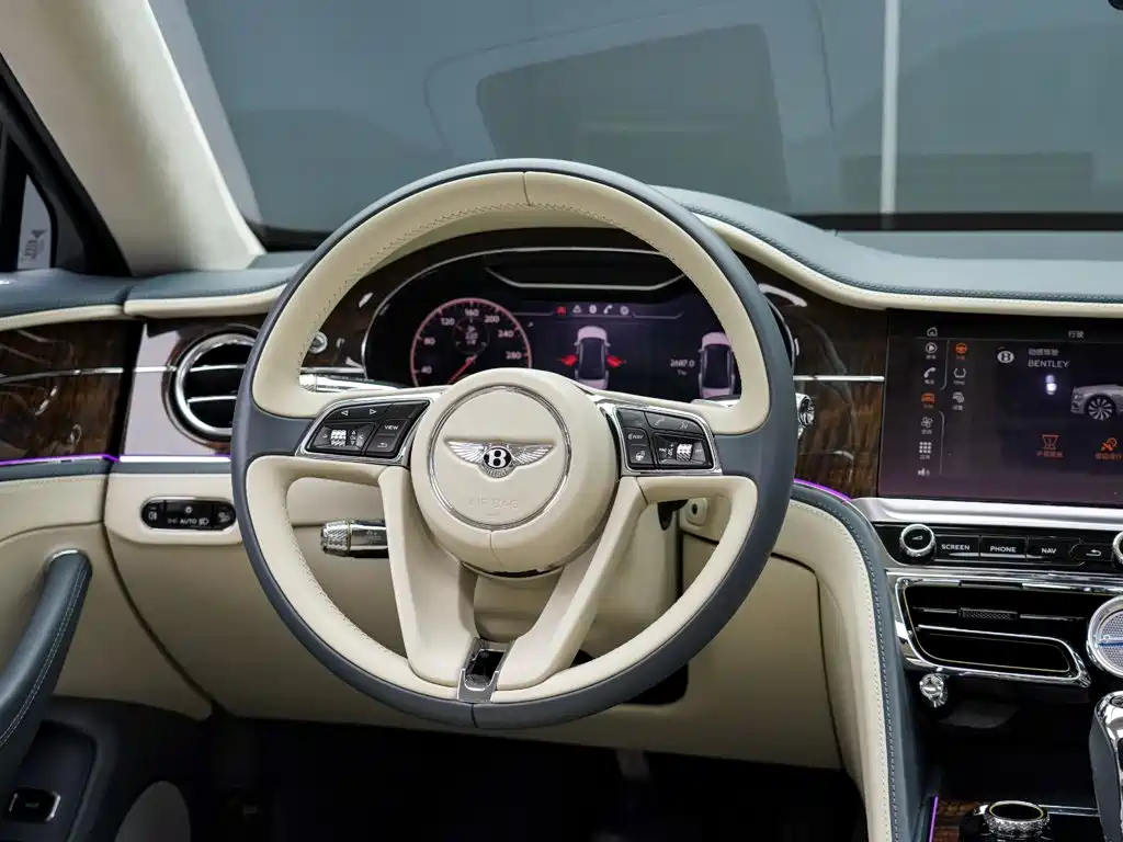 Bentley Flying Spur — миниатюра 15