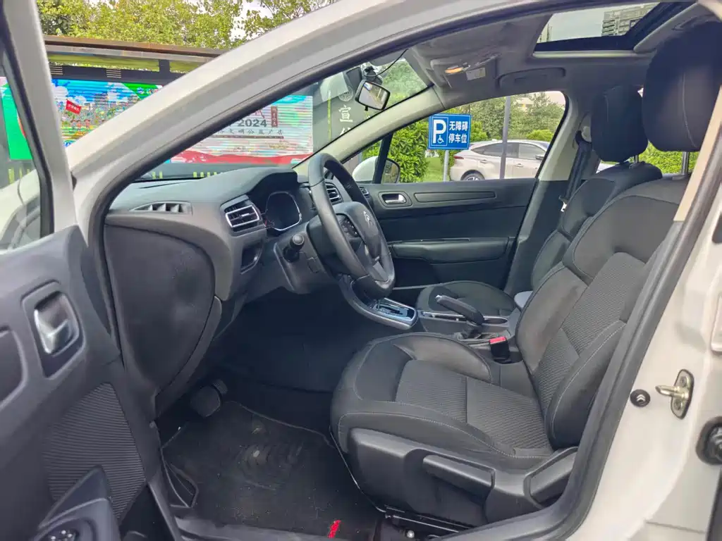 Citroen C4 — миниатюра 10