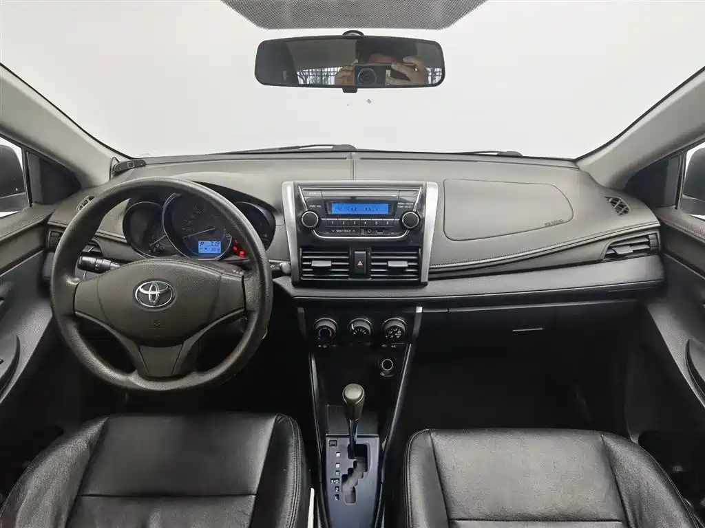 Toyota Vios 2014 1.3L AT