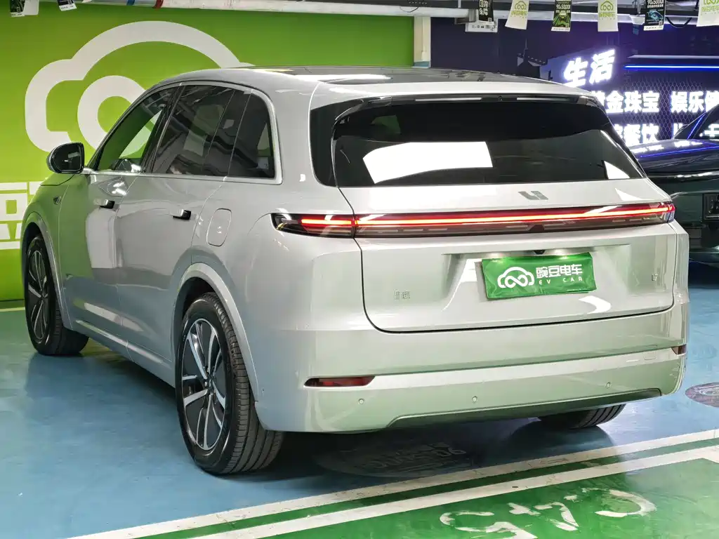 Li Auto IDEAL L7