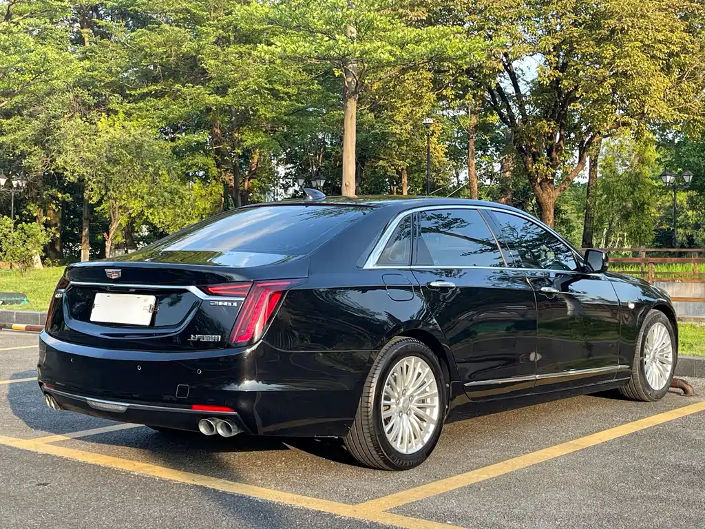 Cadillac CT6 2021 28T Fashion