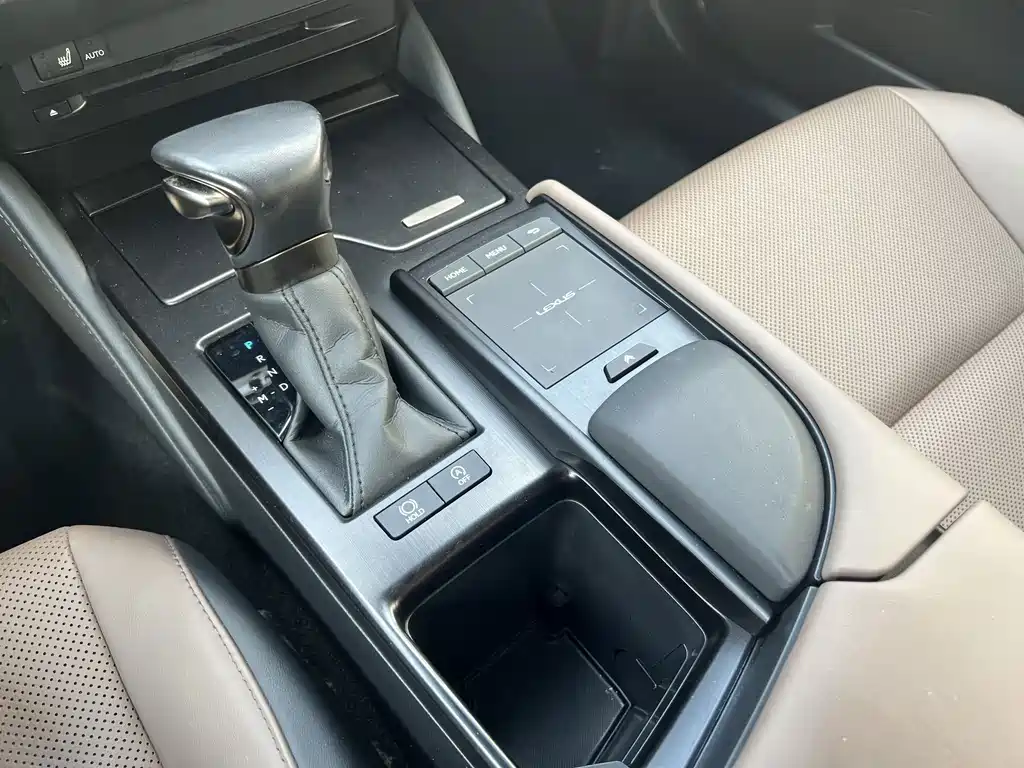 Lexus ES — миниатюра 4