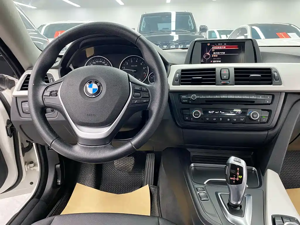 BMW 4 Series — миниатюра 16