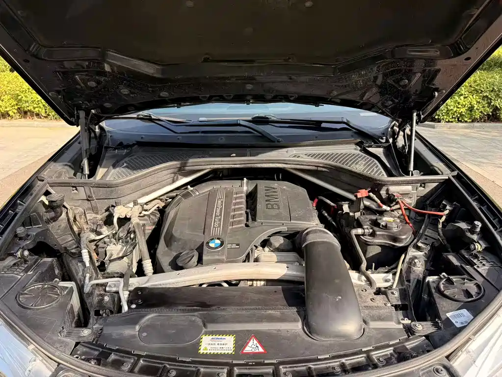 BMW X5 (Import) — миниатюра 27