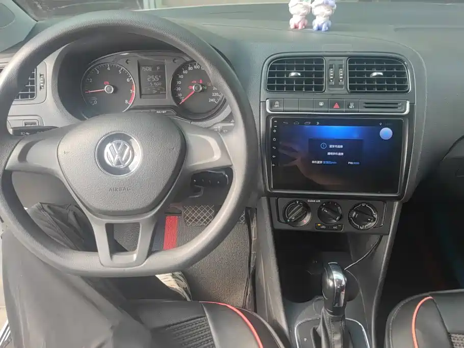 Volkswagen Polo — миниатюра 12