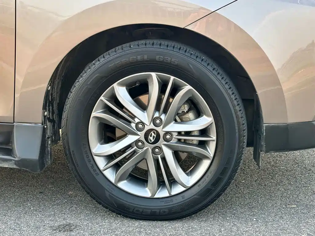 Hyundai ix35 2.0L Auto 2WD Smart Type GLS China IV, фото 15