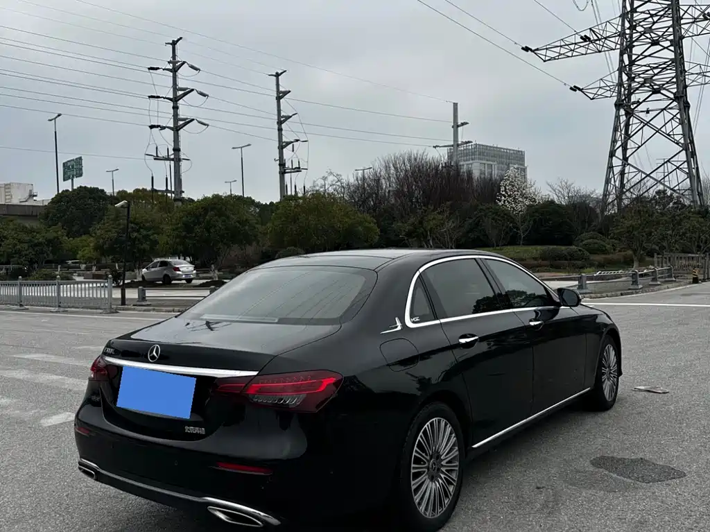 Mercedes-Benz E-Class E 2023 E 300 L Luxury