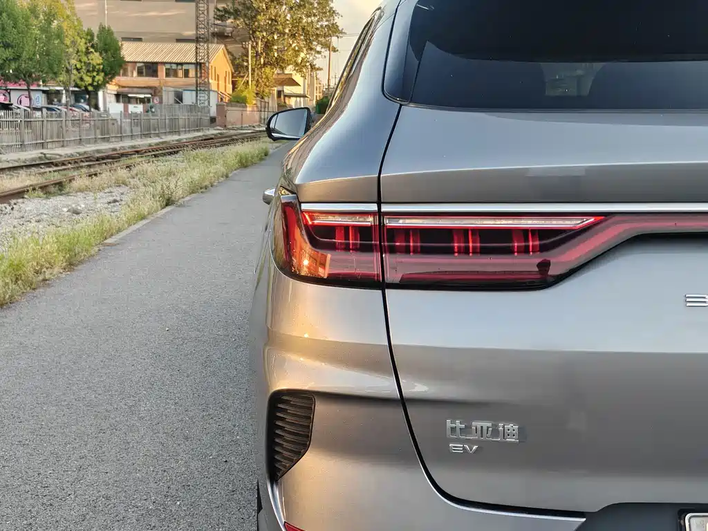 BYD PLUS New Energy — миниатюра 9