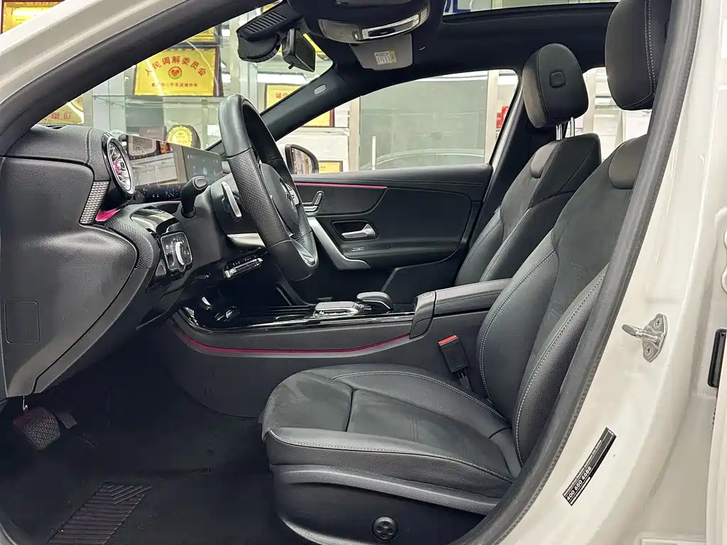 Mercedes-Benz A-Class A 2020 A 200 L Sport Fashion