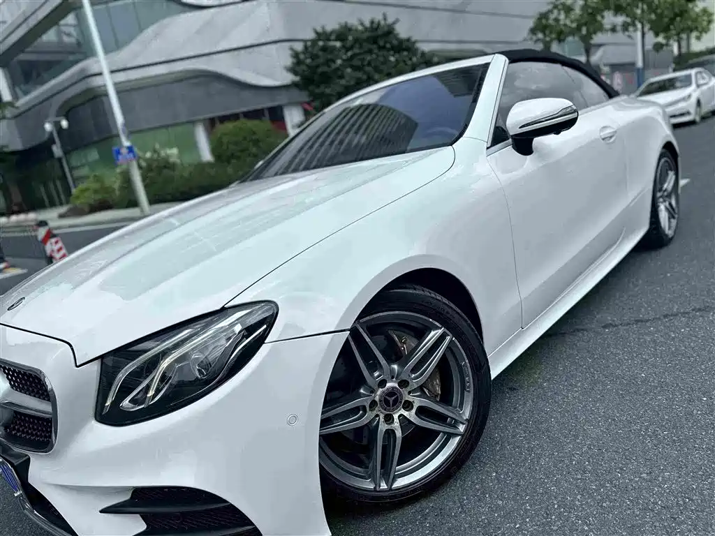 Mercedes-Benz E-Class (Import) — миниатюра 12
