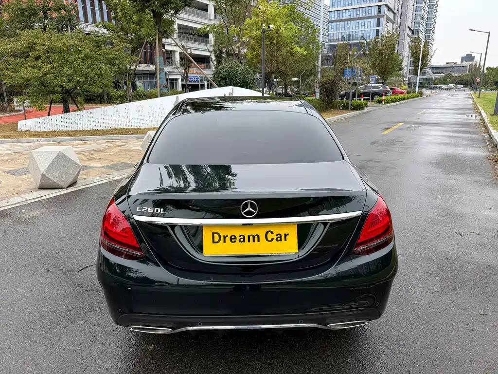 Mercedes-Benz C-Class — миниатюра 5