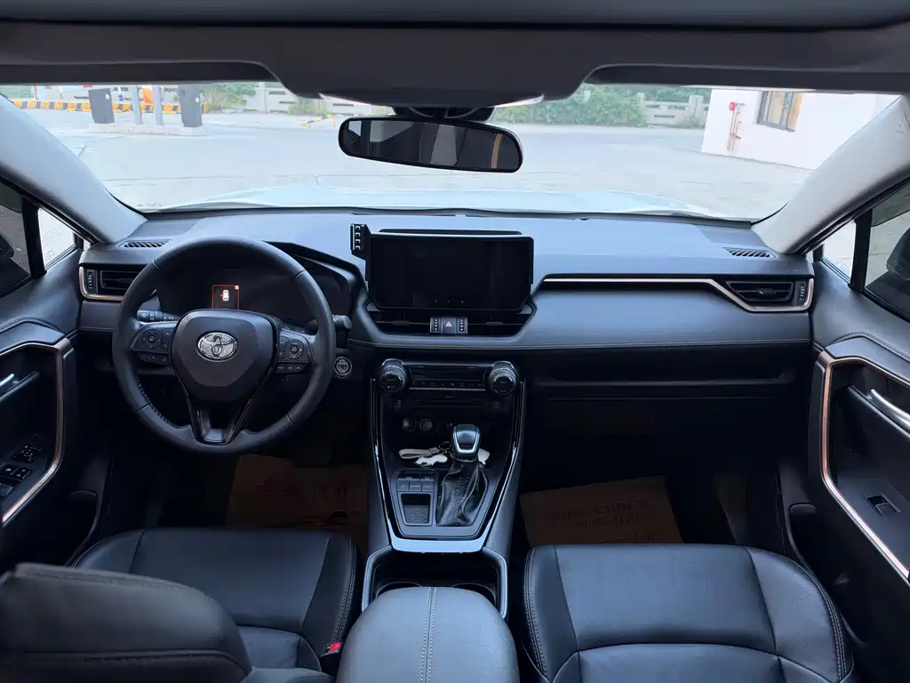 Toyota Wildlander — миниатюра 6
