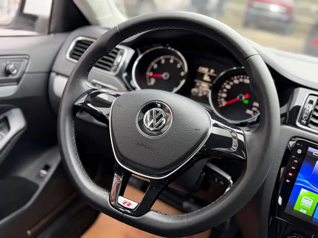 Volkswagen Sagitar — миниатюра 11