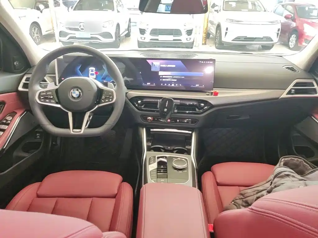 BMW 3 Series — миниатюра 10