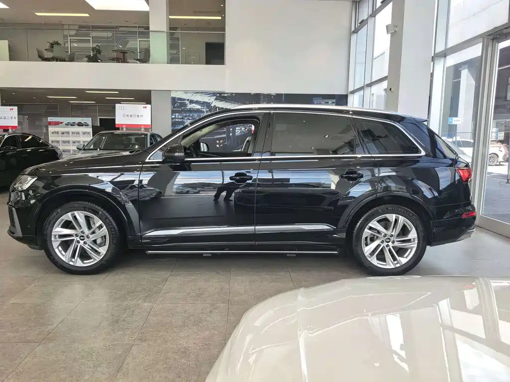 Audi Q7 — миниатюра 16