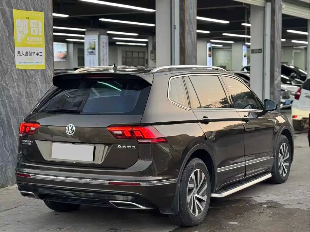 VOLKSWAGEN TIGUAN L NEW ENERGY