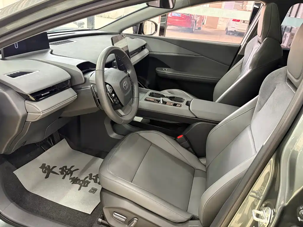 Toyota bZ3 — миниатюра 7