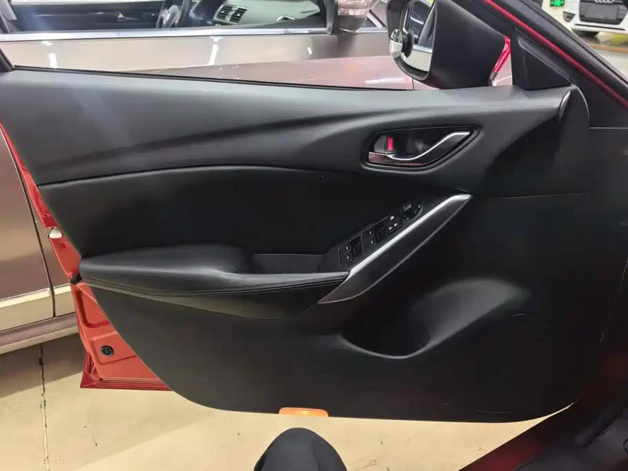 Mazda Atenza — миниатюра 7