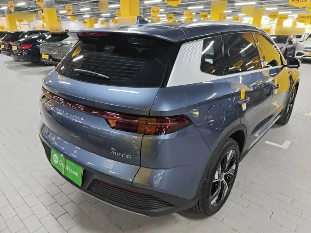 BYD Song Pro DM-i 2024 — фото 6