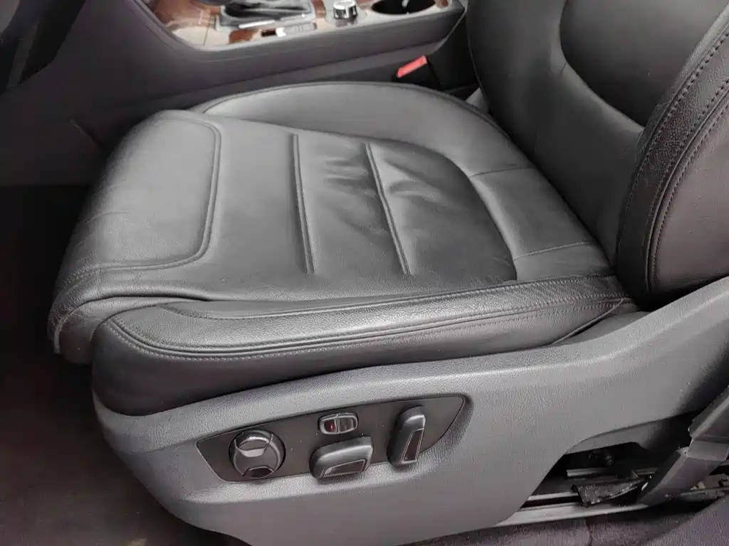 Volkswagen Touareg — миниатюра 20