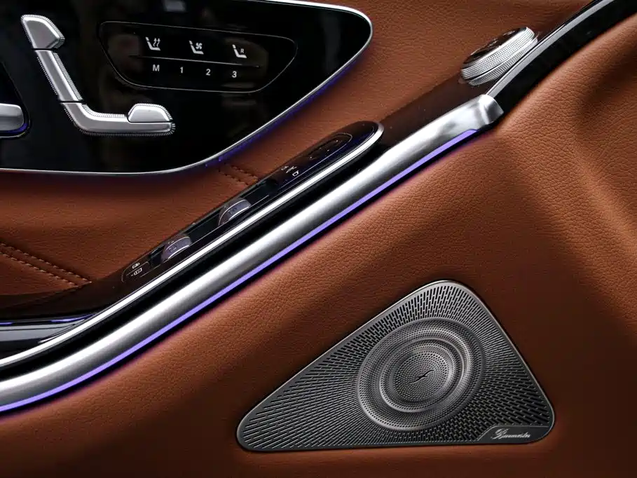 Mercedes-Benz S-Class — миниатюра 13