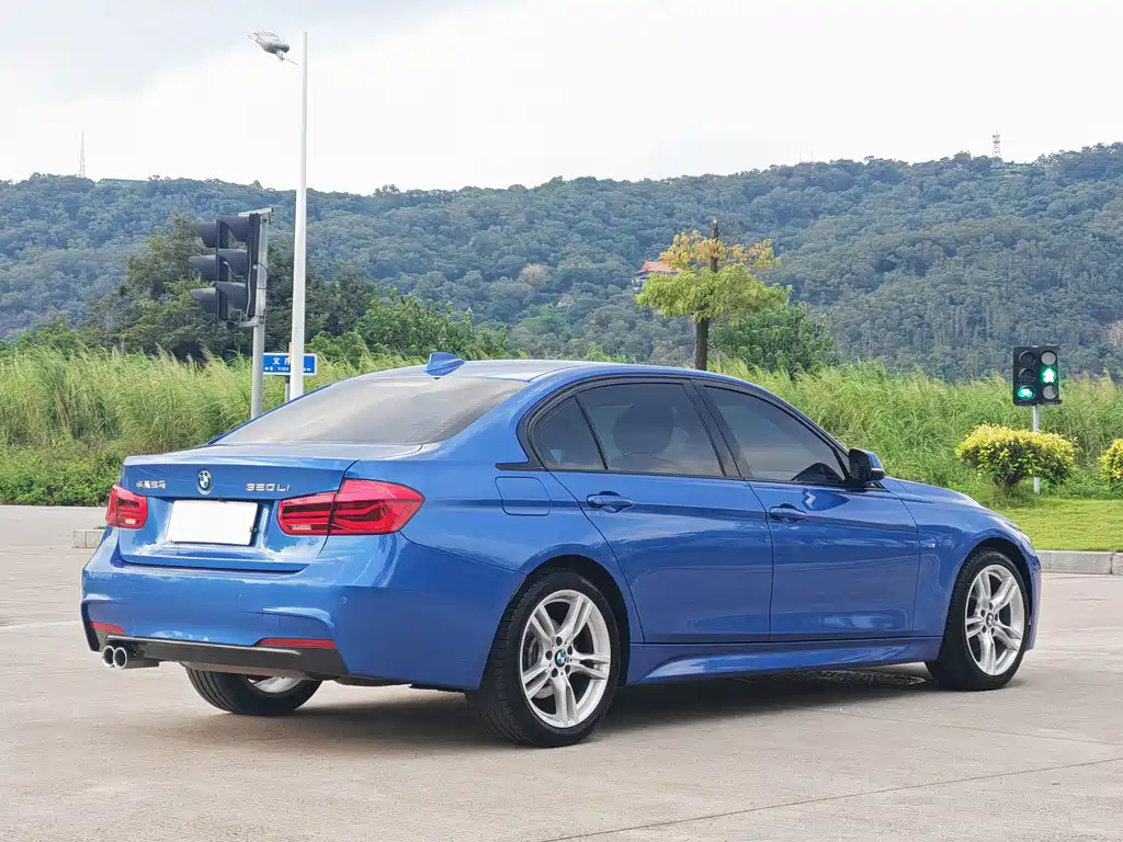 BMW 3 Series — миниатюра 5