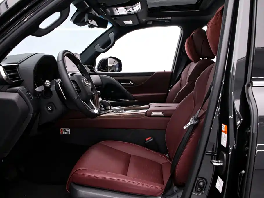 Lexus LX — миниатюра 16