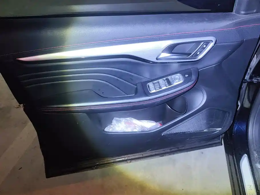 Roewe Feifan MARVEL R — миниатюра 7