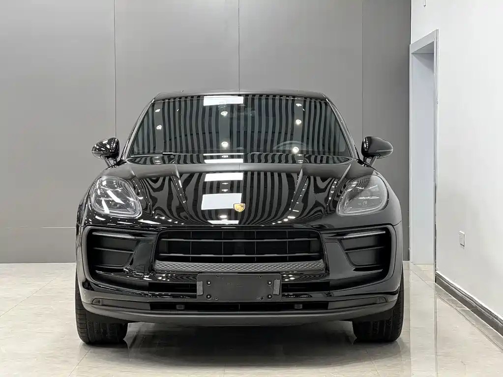 Porsche Macan — миниатюра 2