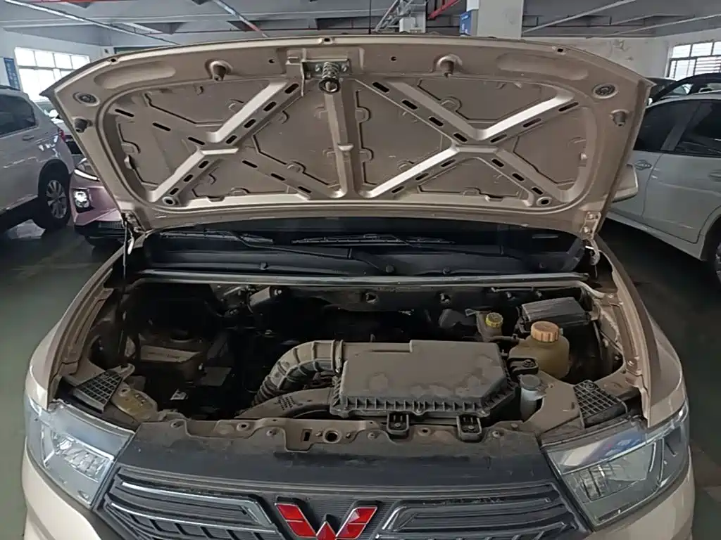 Wuling Hongguang V — миниатюра 20