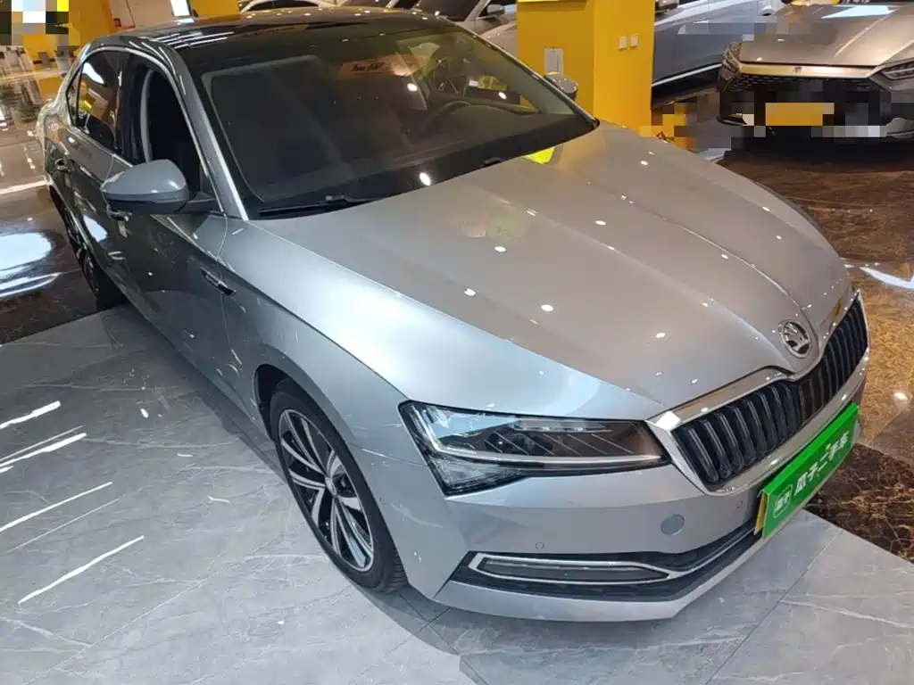 Skoda Superb 2024 — фото 3