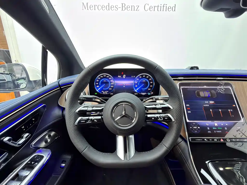 Mercedes-Benz EQE 2025 500 4MATIC