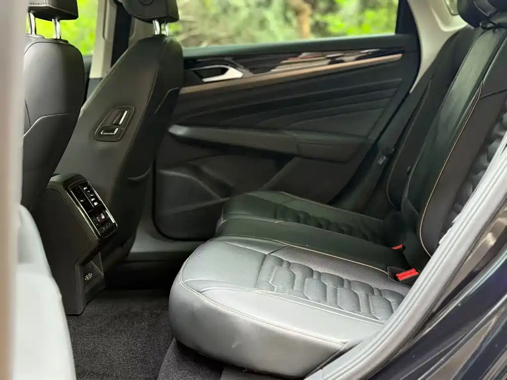 Volkswagen Passat — миниатюра 6