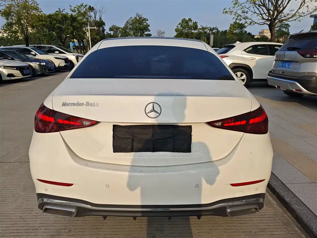 Mercedes-Benz C-Class — миниатюра 7