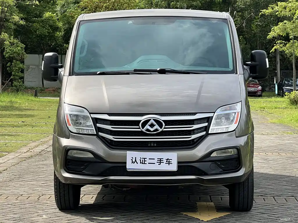 MAXUS V80 — миниатюра 2