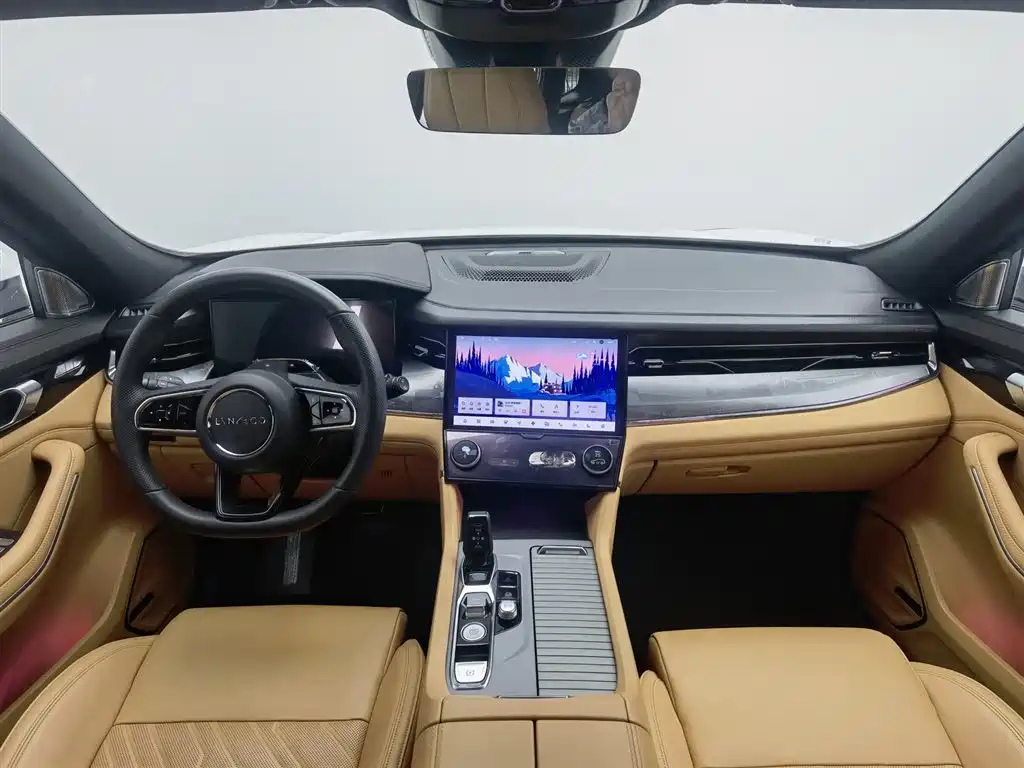 Lynk & Co 09 2024 2.0T Sport мест