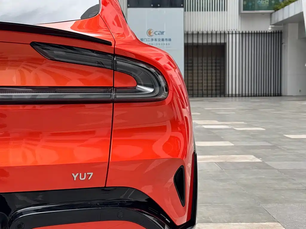Xiaomi YU7 — миниатюра 15