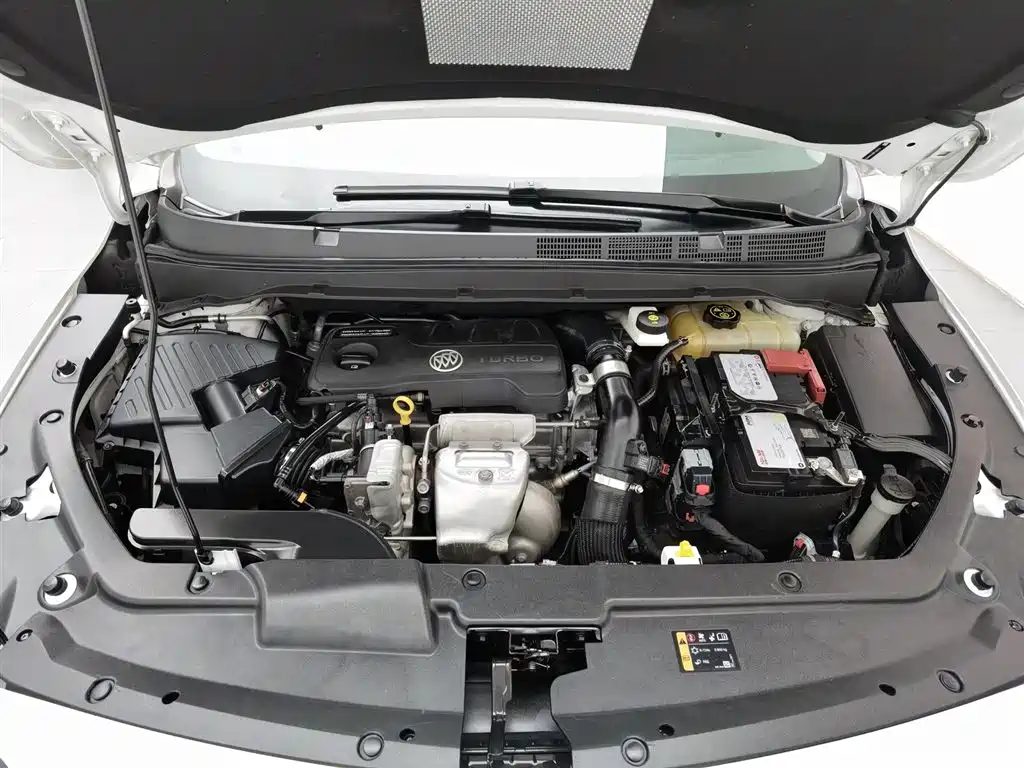 Buick GL6 2021 323T Luxury