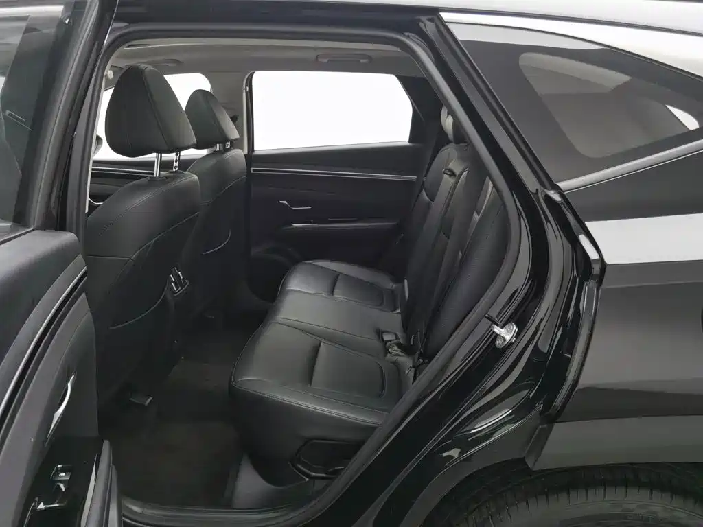 Hyundai Tucson — миниатюра 12