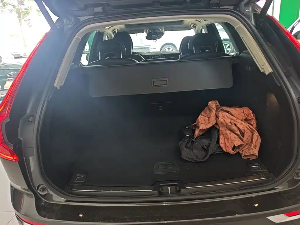 Volvo XC60 — миниатюра 19