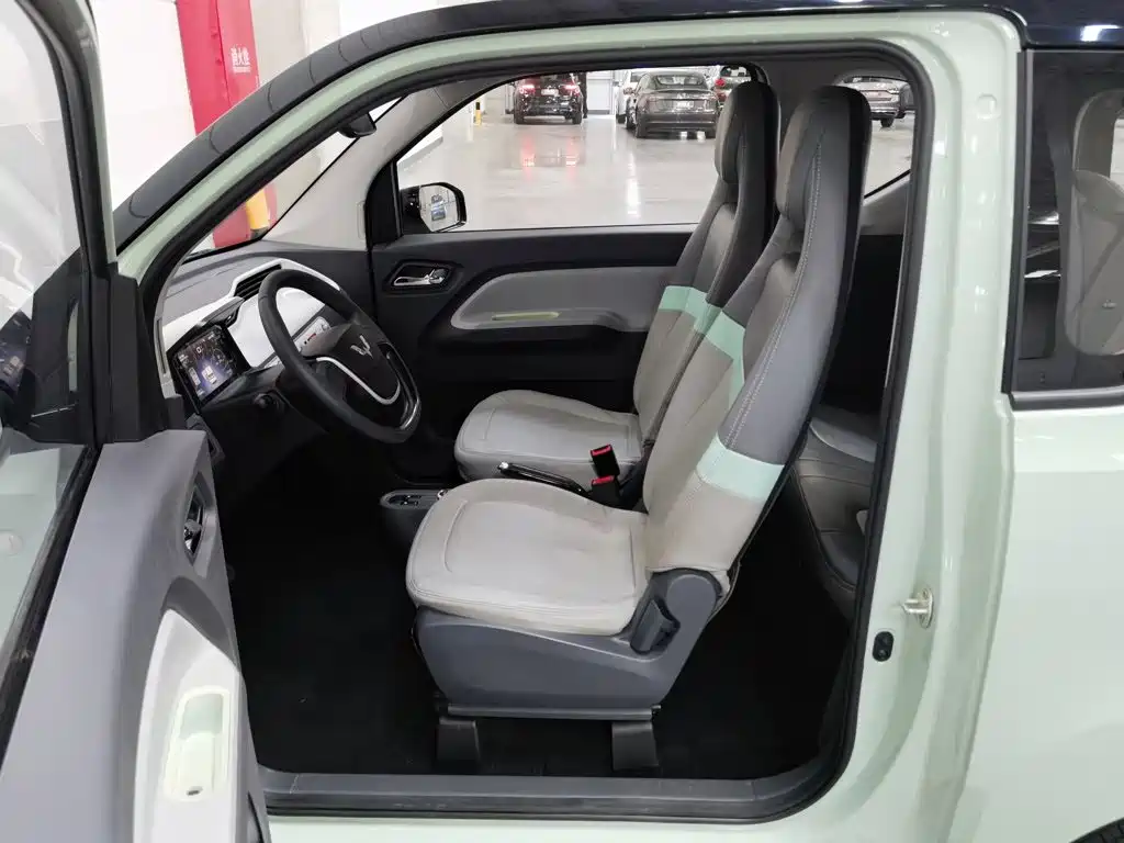 Wuling MINIEV — миниатюра 10