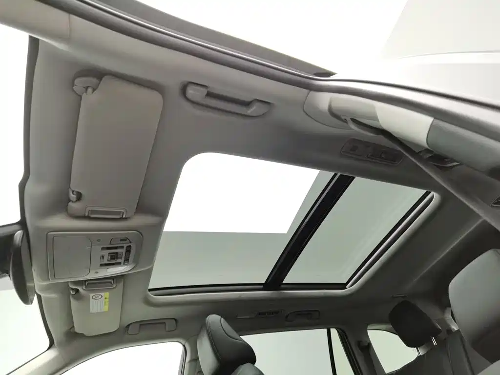 Toyota Highlander — миниатюра 14