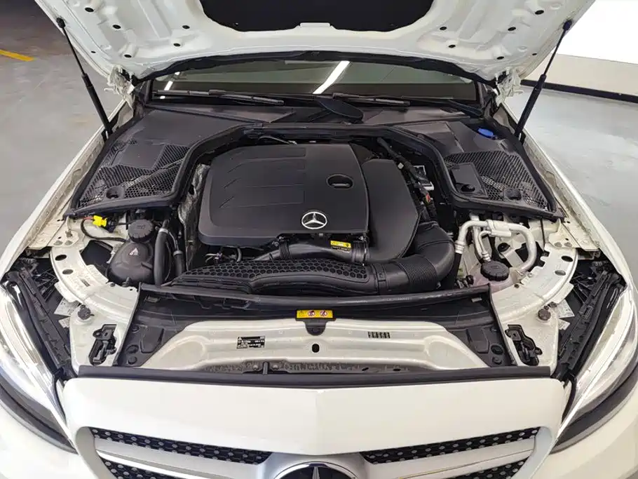 Mercedes-Benz C-Class — миниатюра 10