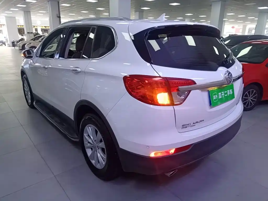 Buick Envision Plus — миниатюра 5