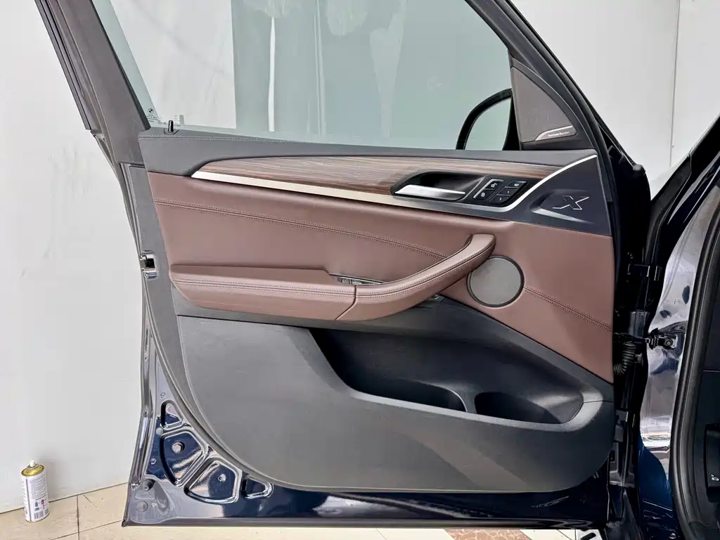 BMW X3 — миниатюра 7